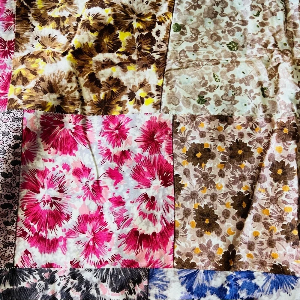 30”x40” Vintage Silk Quilt. Picnic Quilt.